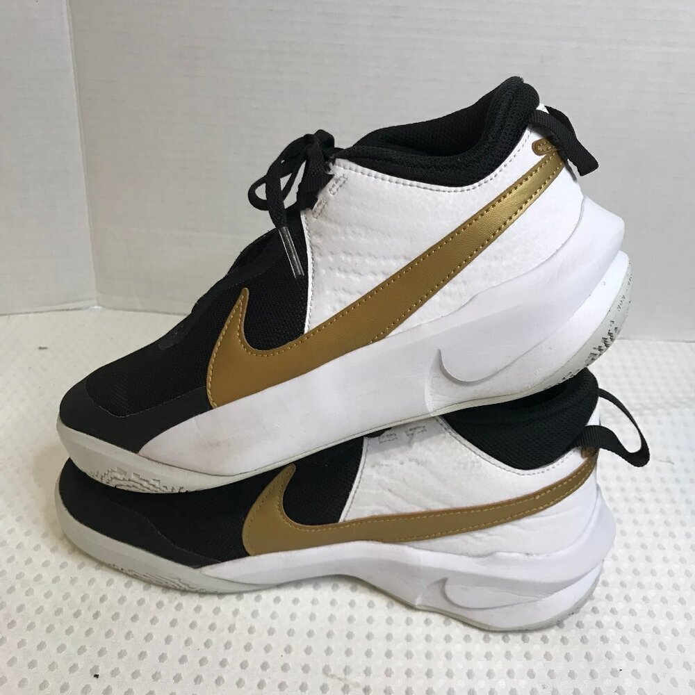 NIKE BOYS TEMA HUSTLE BASKETBALL SHOES SIZE 7Y - Picture 6 of 10